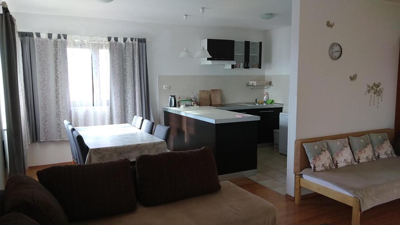 Mia Apartment